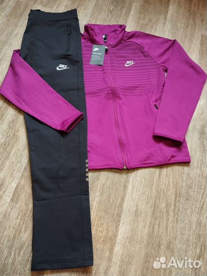 Женский Спортивный Костюм Nike