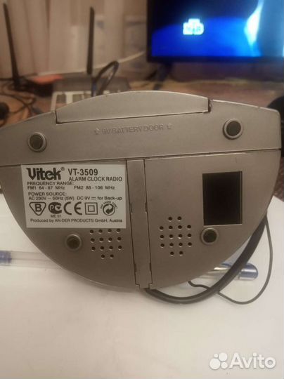 Радиочасы Vitek 3509Австрия