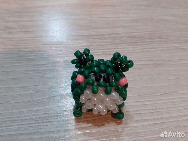 Круглая лягушка из бисера, кольцо лягушка, чокер