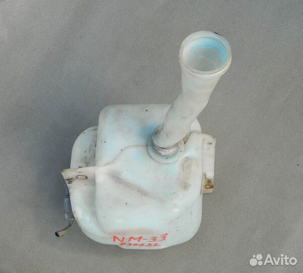 Бачок омывателя Nissan Maxima A33 VQ20DE