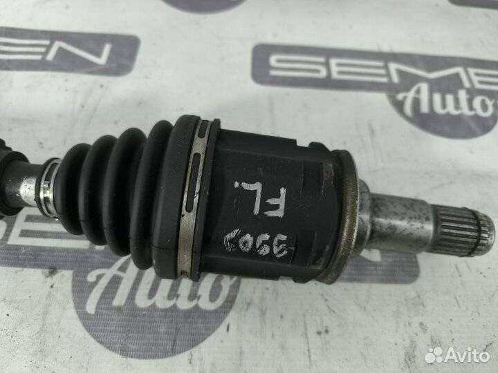 Привод передний левый Toyota Camry AVV50 2arfxe