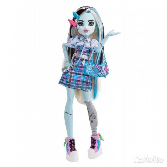 Кукла Monster High Day Out Frankie Stein