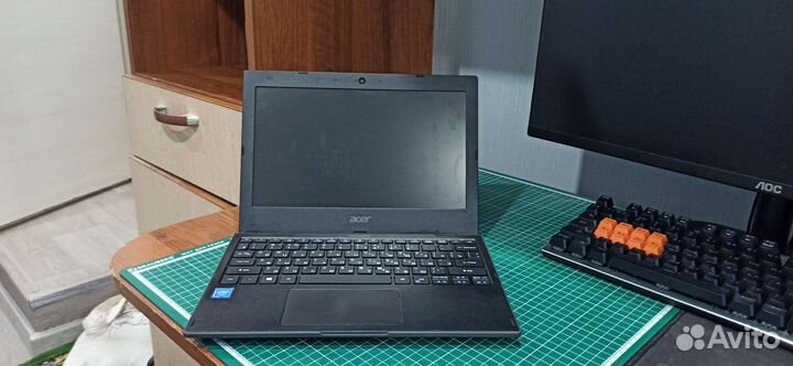 Ноутбук acer travelmate b1