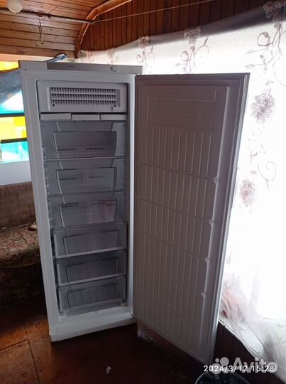 Новая морозилка leran