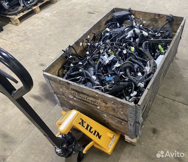 Toyota RAV4 блок предохранителей 82730-42811