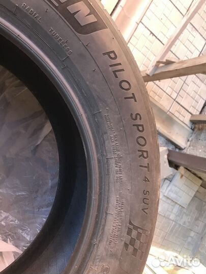 Michelin Pilot Sport 4 SUV 255/55 R19