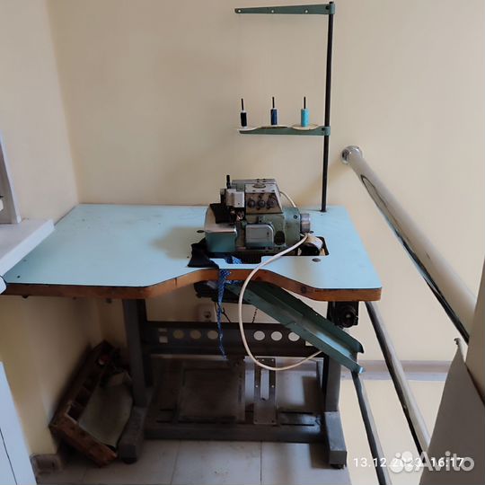 Оверлок для швейной машины