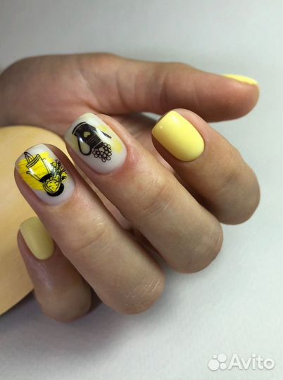 Маникюр, педикюр, наращивание ногтей