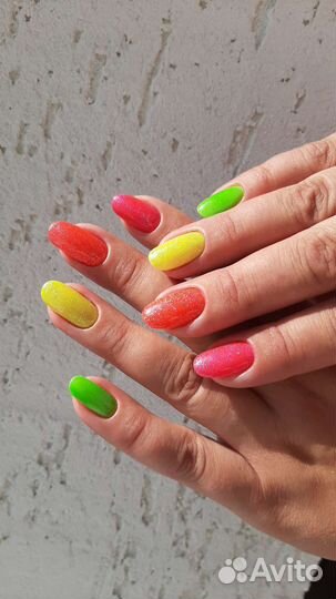 Маникюр и педикюр