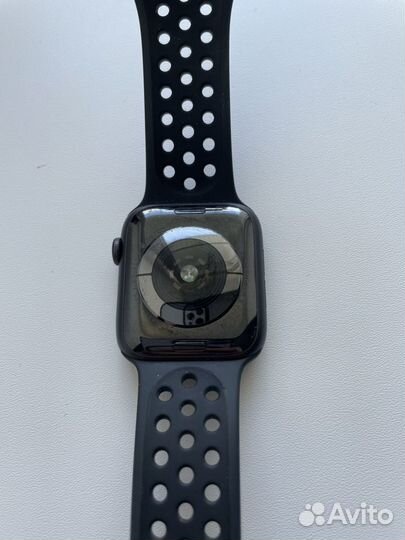 Часы apple watch 5 44 mm nike