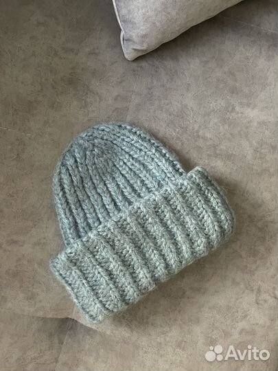 Шапка женская вязаная