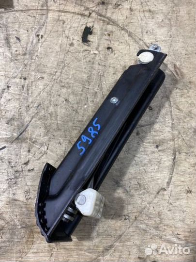 Домкрат Mercedes-Benz E-Class W211 M112E26