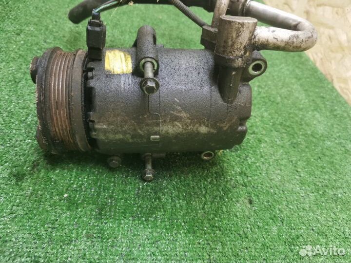 Компрессор кондиционера Ford Focus 2 1.6 shda 2008