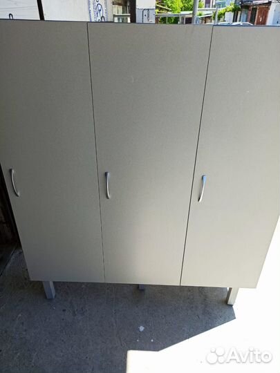 Шкафы для раздевалок