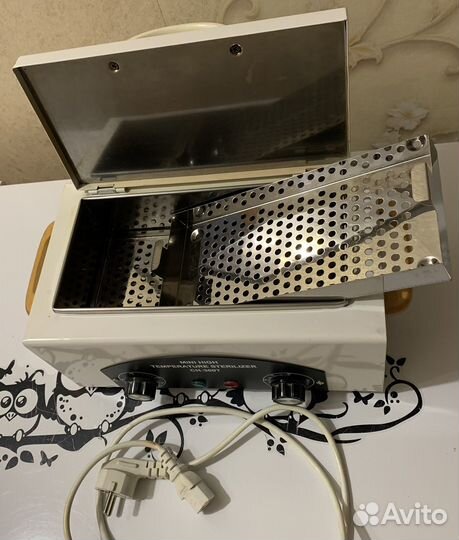 Шкаф сухожар овый для инструментов