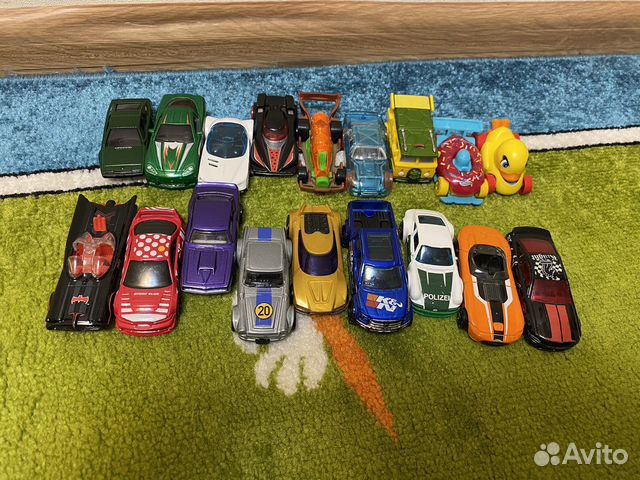 Машинки Hot Wheels