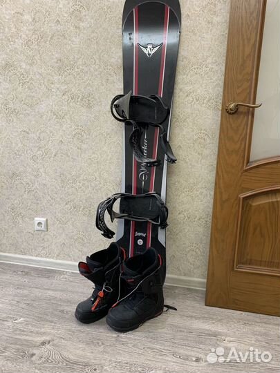 Сноуборд Nidecker, креп. Burton и ботинки Burton