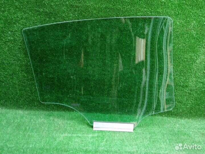 Стекло двери заднее левое Opel Astra H Z16XER 2007