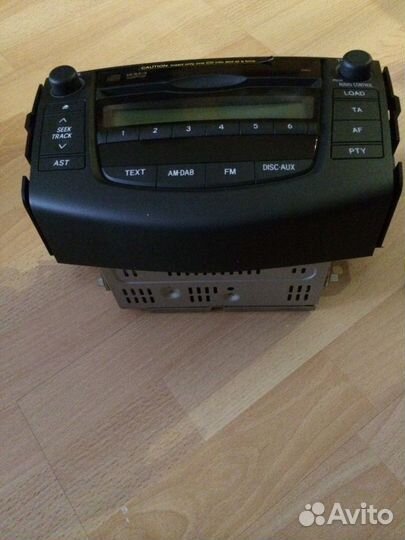 Штатная автомагнитола для Toyota RAV4 2012 года