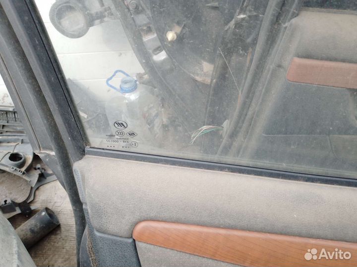 Двери лифан