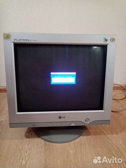 Монитор LG flatron ez T710PH