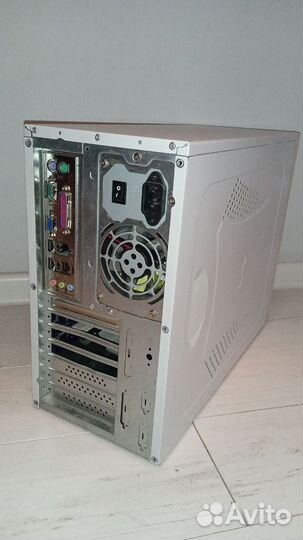 Системный блок Celeron 2.40GHz