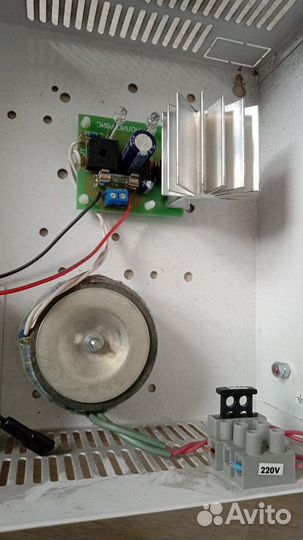 Камера видеонаблюдения с блоком питания