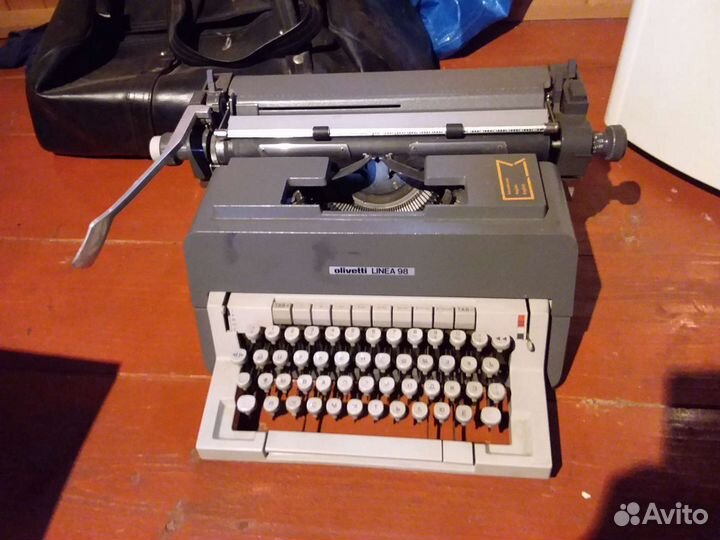 Пишущая машинка