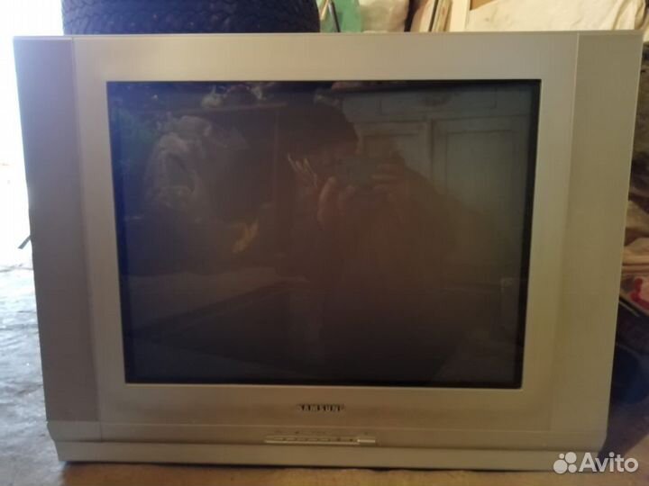 Телевизор samsung