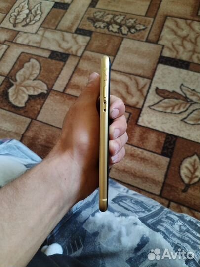 iPhone 11, 256 ГБ