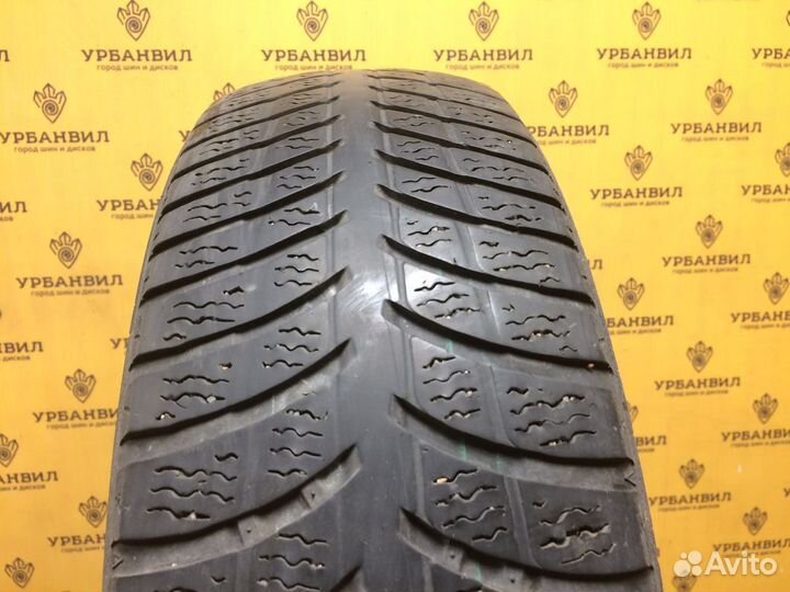 Kumho I'Zen KW23 175/65 R15 84T