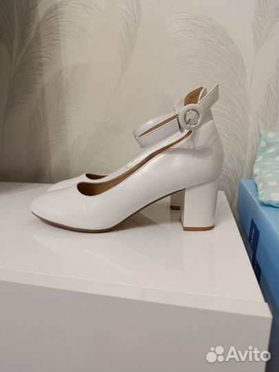 Туфли женские