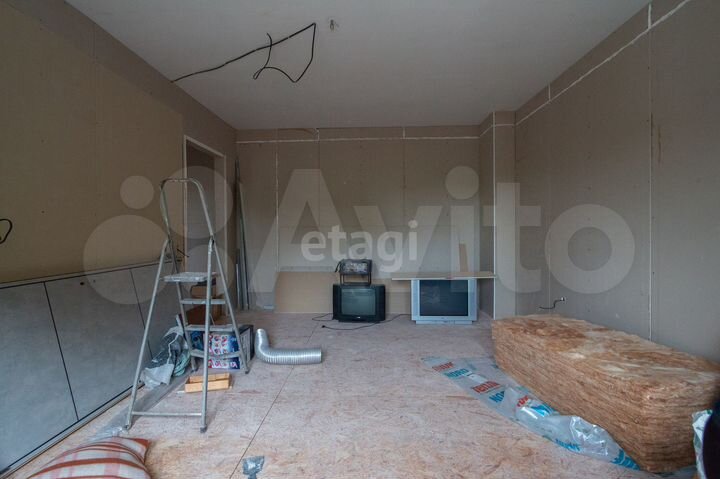 4-к. квартира, 111,4 м², 2/2 эт.