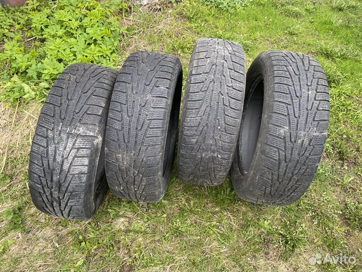 Nokian Tyres Hakkapeliitta R 235/60 R18 107Z