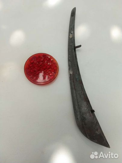 Светоотражатель и накладка крыла Ява Jawa