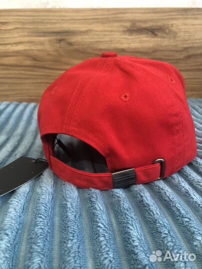Кепка новая