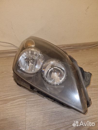 Фара передняя правая Opel Astra H gtc 2010