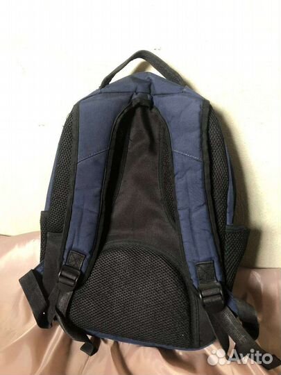 Рюкзак школьный