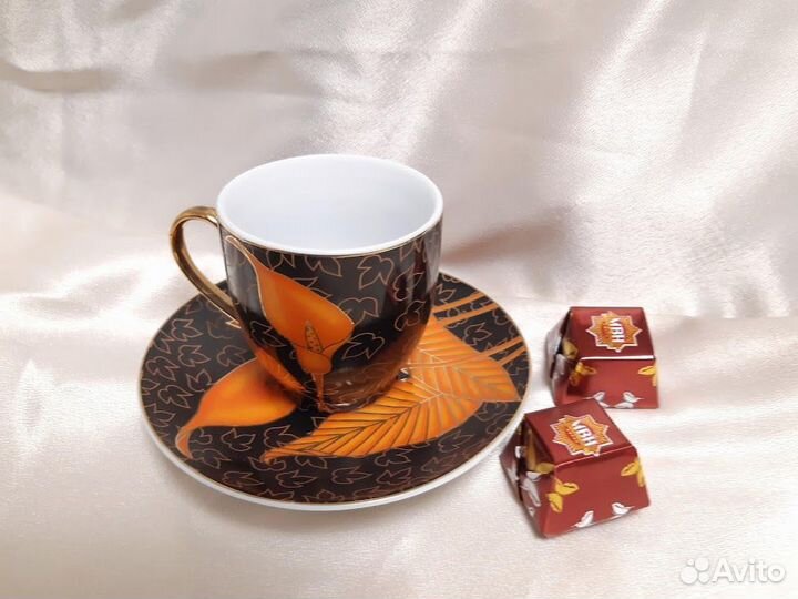Кофейная чашка с блюдцем