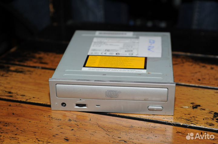 Приводы для компьютера FDD, CD, DVD