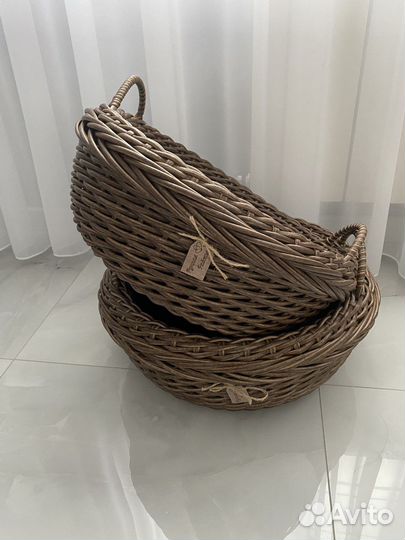 Кашпо из искусственного ротанга