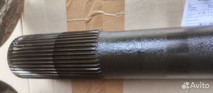 Полуось Freightliner Columbia