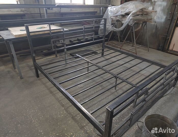 Кровaть из металла 180х200