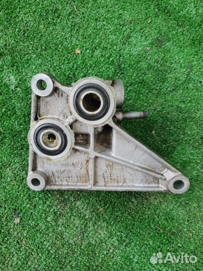 Фланец Bmw X5 E53 M62B44 2002