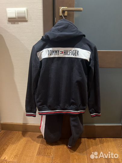 Спортивный костюм tommy hilfiger