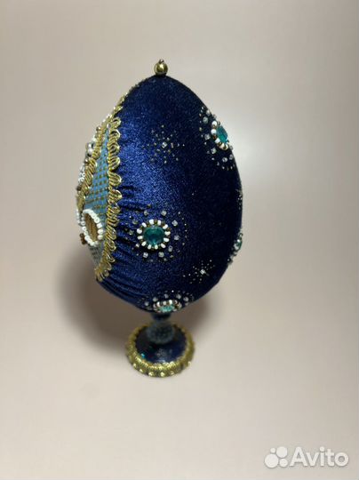 Яйцо Пасхальное бархатное с иконой на подставке