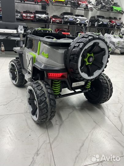 Детский электромобиль двухместный