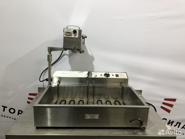 Пончиковый аппарат Sikom