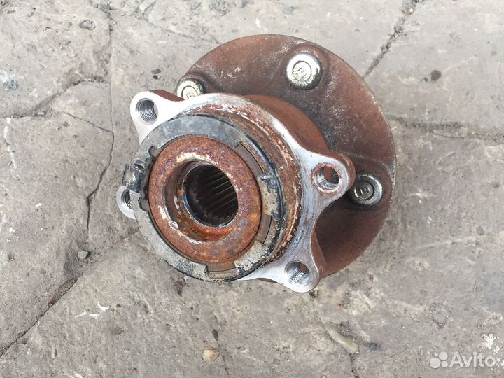 Ступица задняя Митссубиси Аутлендр 3