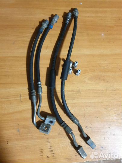 Шланг тормозной Jeep Grand Cherokee WK2 SRT8